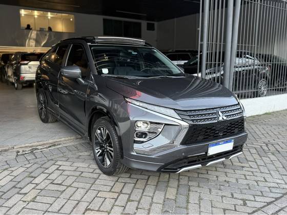 MITSUBISHI ECLIPSE CROSS 1.5 MIVEC TURBO GASOLINA HPE-S S-AWC CVT MITSUBISHI ECLIPSE CROSS 1.5 MIVEC TURBO GASOLINA HPE-S S-AWC CVT